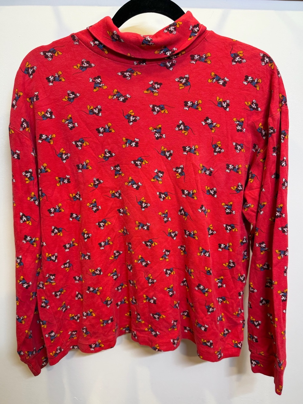 VINTAGE 90s DISNEY Mickey & Co Women’s Mickey Mouse Red Allover Print Turtleneck